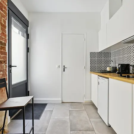 Beau 3 Pieces Rue Poissonniere